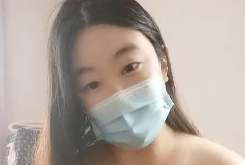 夹乳摸胸抠弄小穴诱惑狼友