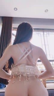 极品气质女神_白嫩光滑肥臀坐骑式上下抽插直达深处