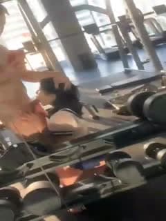 精选 私拍 淫荡健身学生口爆教练大肉棒。