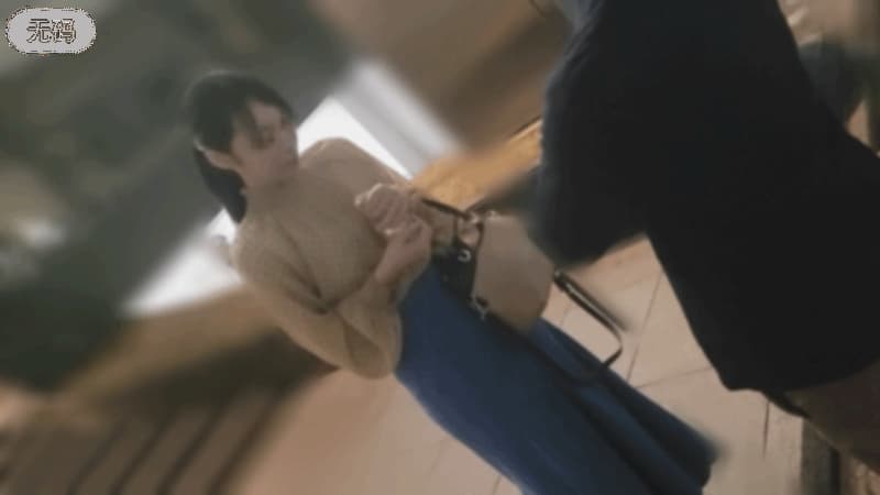 FC2-4384258 【個人】 内向的でスレンダー美人のOL主婦。取り立てに怯えながら抵抗して声を張り上げ嫌が